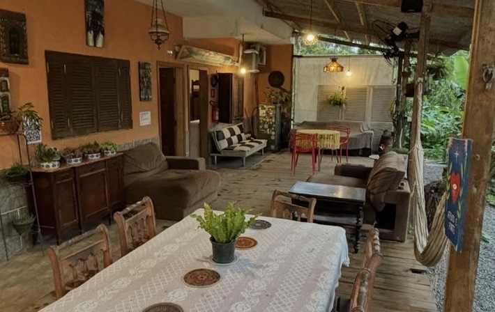 Área de convivência do Hostel São Lourenço, base da TPM